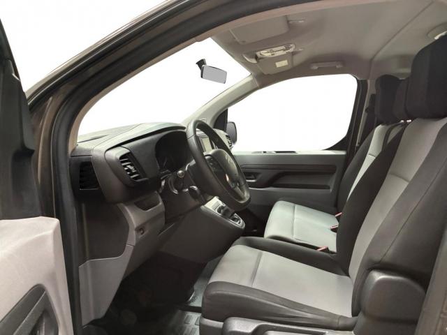 Citroen Jumpy image 6