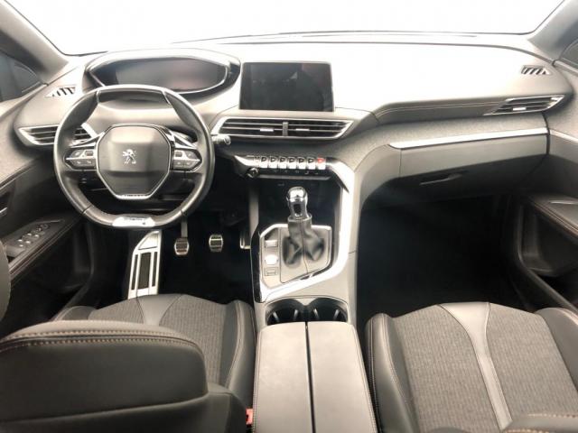 Peugeot 5008 image 9