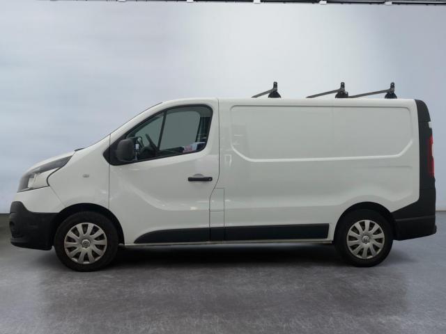 Renault Trafic image 1
