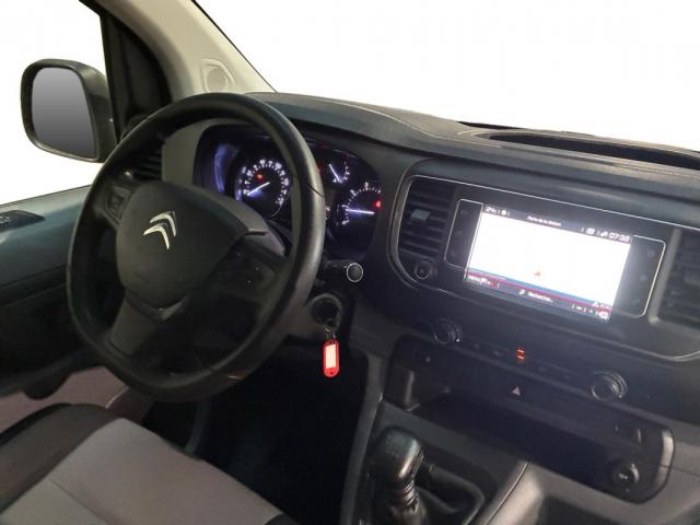 Citroen Jumpy image 9