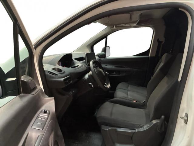 Peugeot Partner image 8