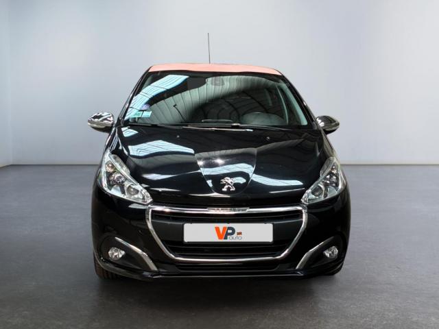 Peugeot 208 image 8