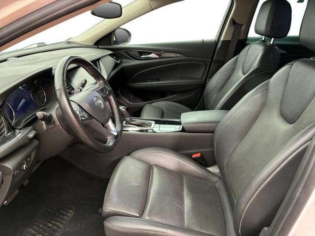 Opel Insignia image 8