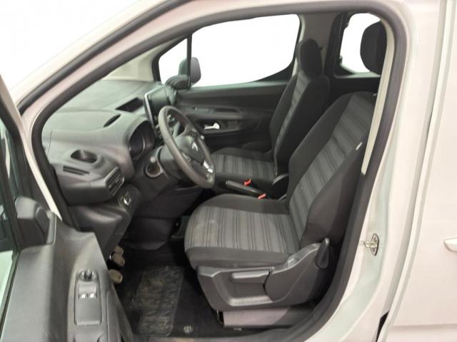 Opel Combo image 8