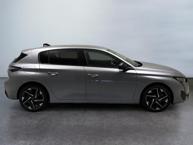 Peugeot 308 image 8