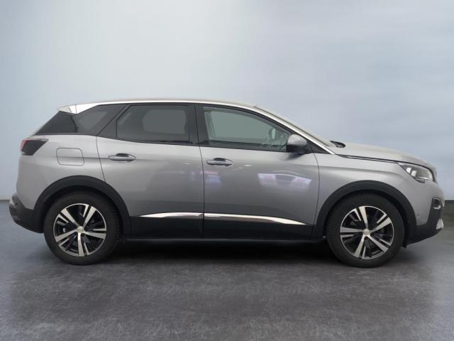 Peugeot 3008 image 8