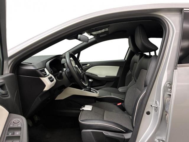 Renault Clio image 1
