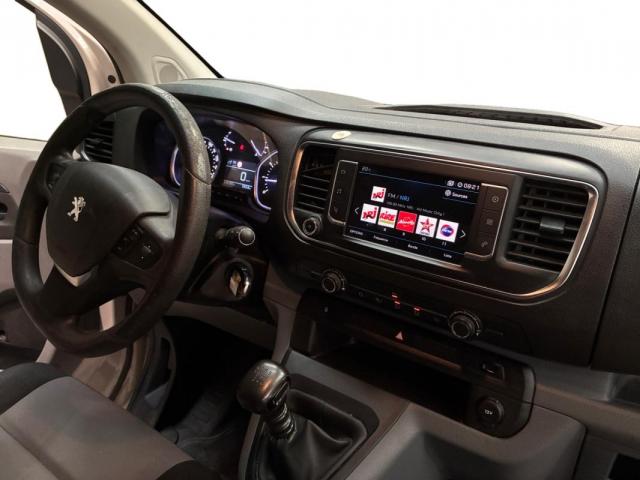 Peugeot Expert Combi image 3