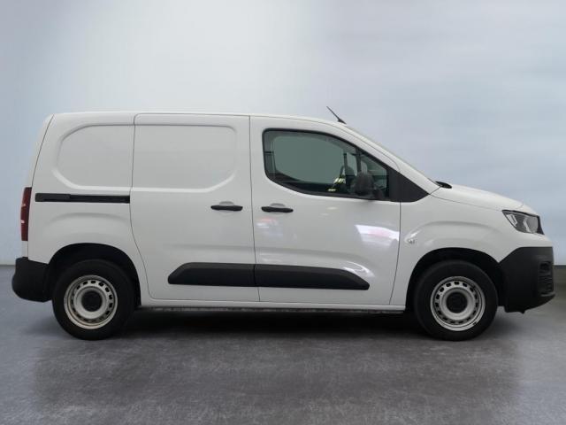 Peugeot Partner image 2