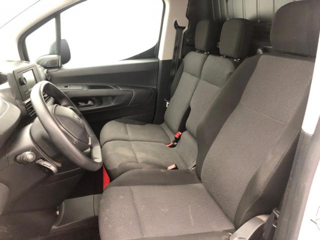 Peugeot Partner image 8