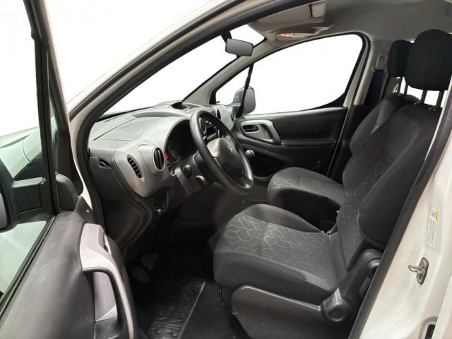 Peugeot Partner Tepee image 8