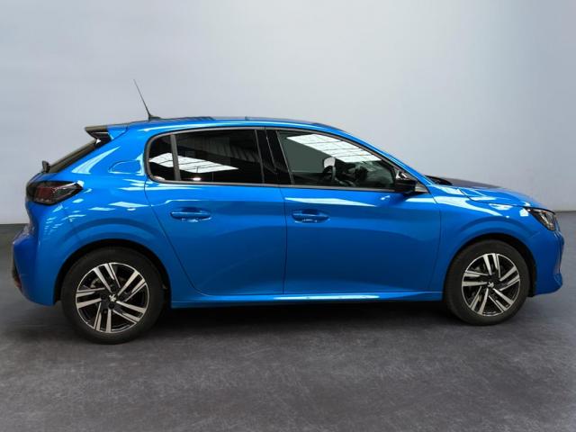 Peugeot 208 image 1