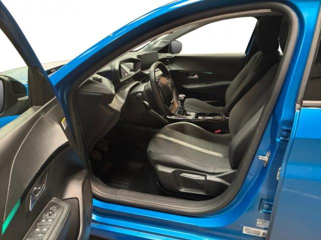 Peugeot 208 image 3