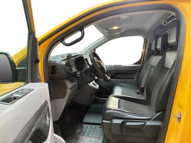 Citroen Jumpy image 1