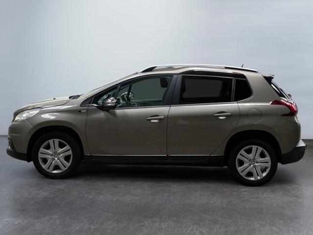 Peugeot 2008 image 2