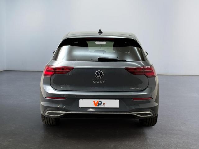 Volkswagen Golf image 6