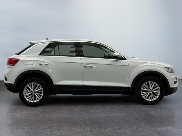 Volkswagen T-Roc image 5