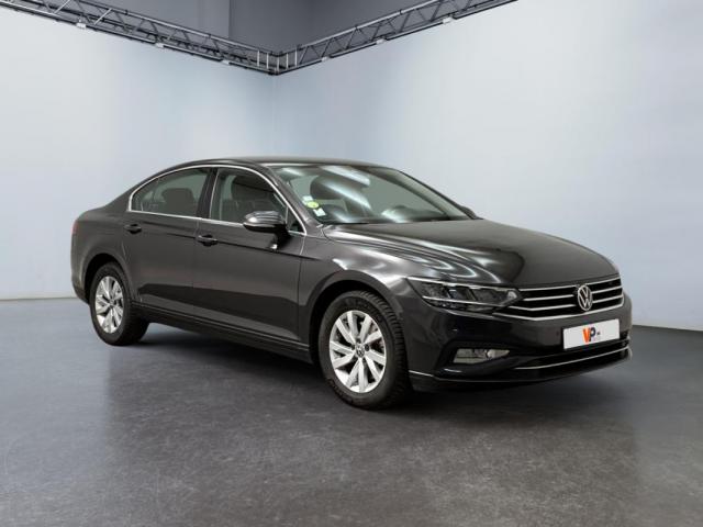 Volkswagen Passat image 5