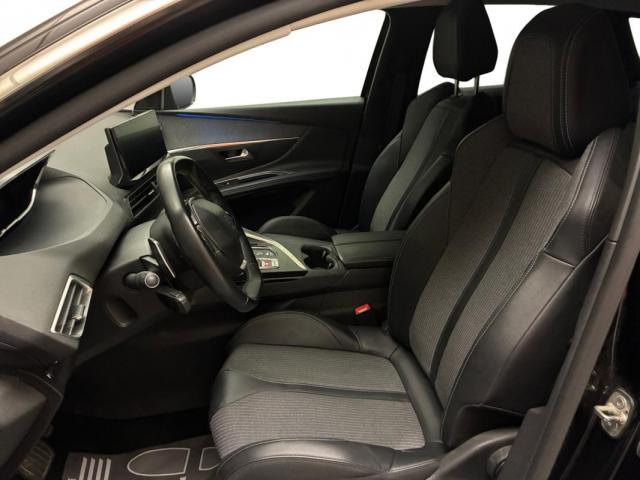 Peugeot 3008 image 3
