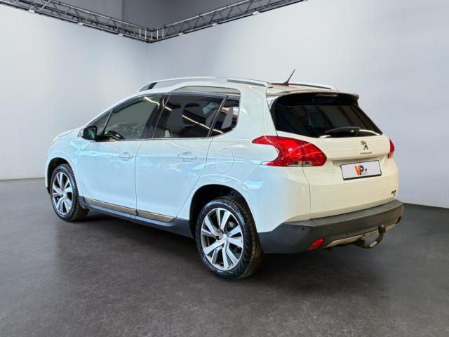 Peugeot 2008 image 8
