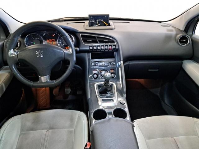 Peugeot 3008 image 8