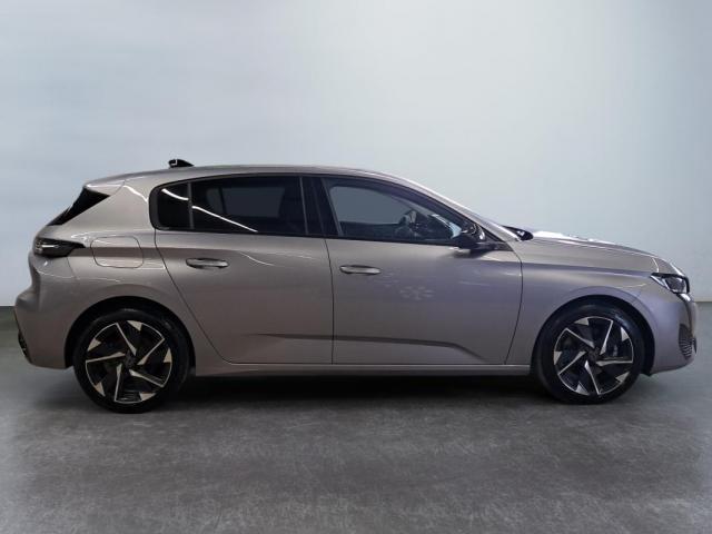 Peugeot 308 image 1