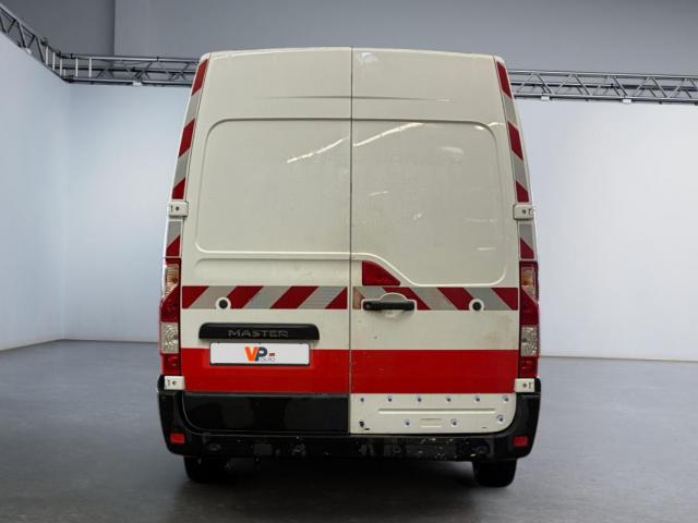Renault Master image 2