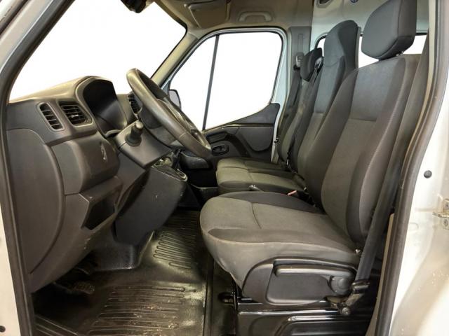 Renault Master image 8