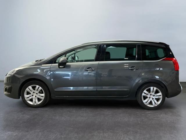 Peugeot 5008 image 3