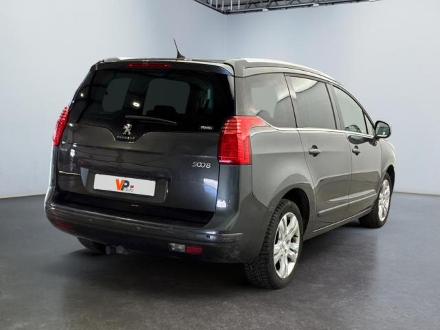 Peugeot 5008 image 9
