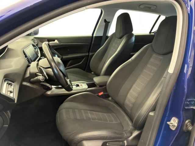 Peugeot 308 image 2