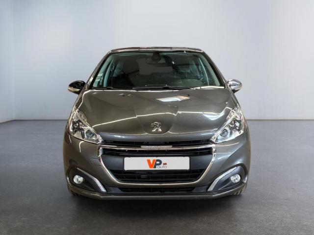 Peugeot 208 image 9