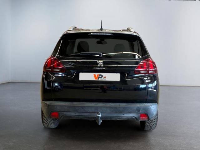 Peugeot 2008 image 2