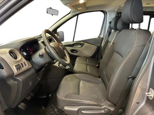 Renault Trafic image 2