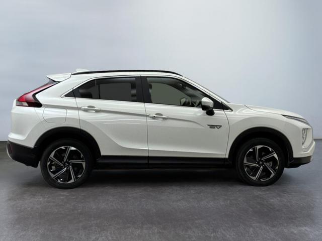 Mitsubishi Eclipse Cross image 4