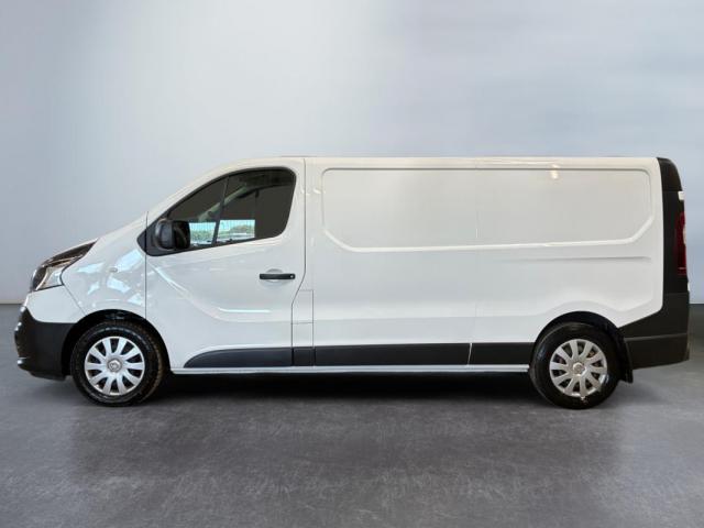 Renault Trafic image 1