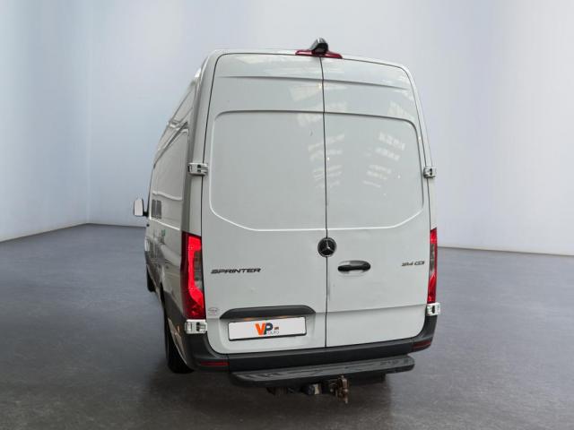 Mercedes Benz Sprinter image 9
