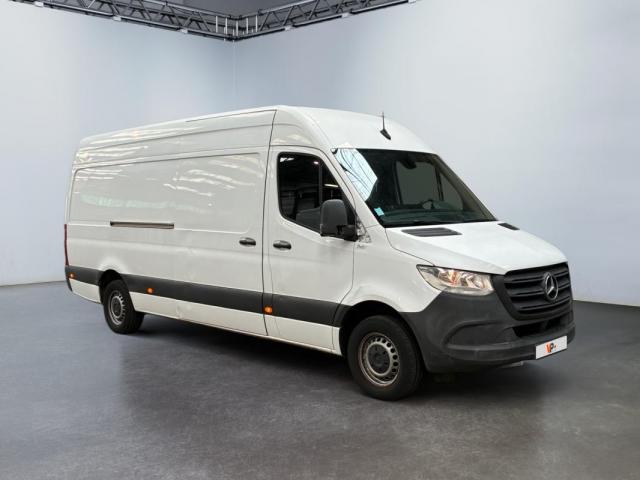 Mercedes Benz Sprinter image 2