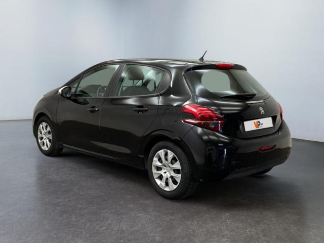 Peugeot 208 image 2