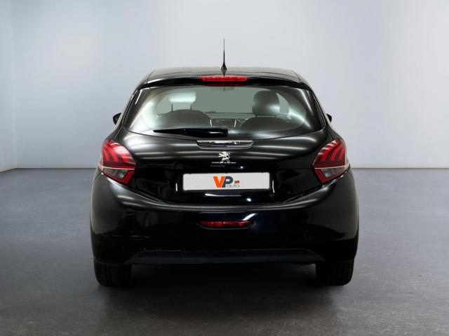 Peugeot 208 image 5