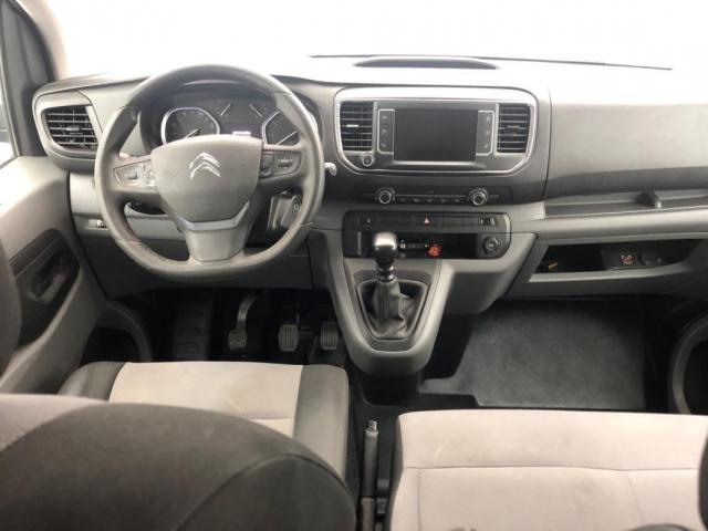 Citroen Jumpy image 2