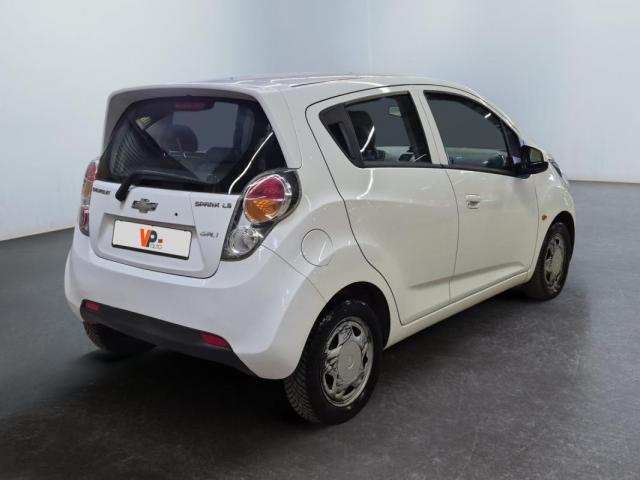 Chevrolet Spark image 9