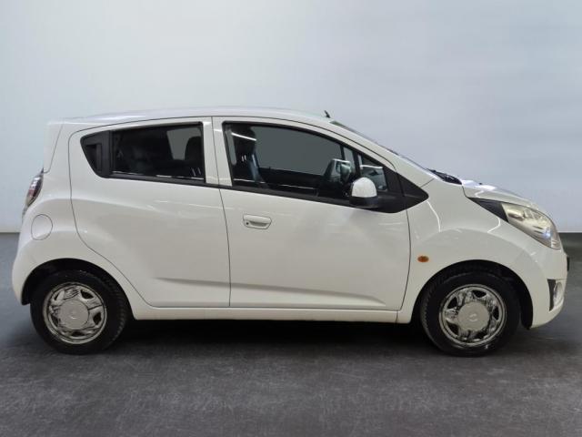 Chevrolet Spark image 6