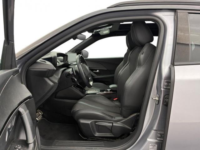 Peugeot 2008 image 5
