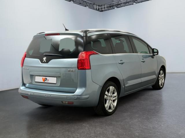 Peugeot 5008 image 3