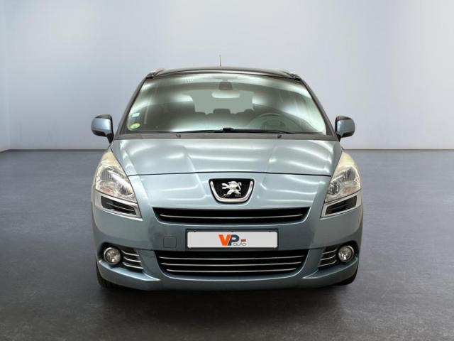 Peugeot 5008 image 1