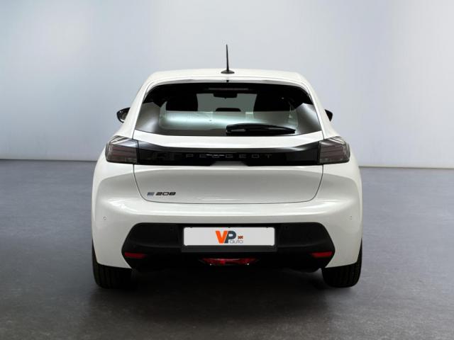 Peugeot 208 image 4