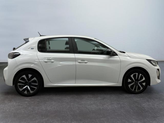 Peugeot 208 image 3