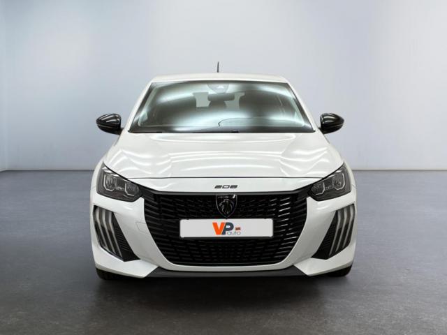 Peugeot 208 image 8