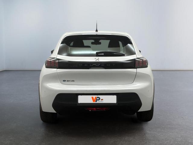 Peugeot 208 image 2
